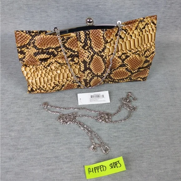 👯♀️Host Pick⚡️FREE w/purchase SnakeskinPrint Clutch/Small Purse-w/flaws - Picture 8 of 13